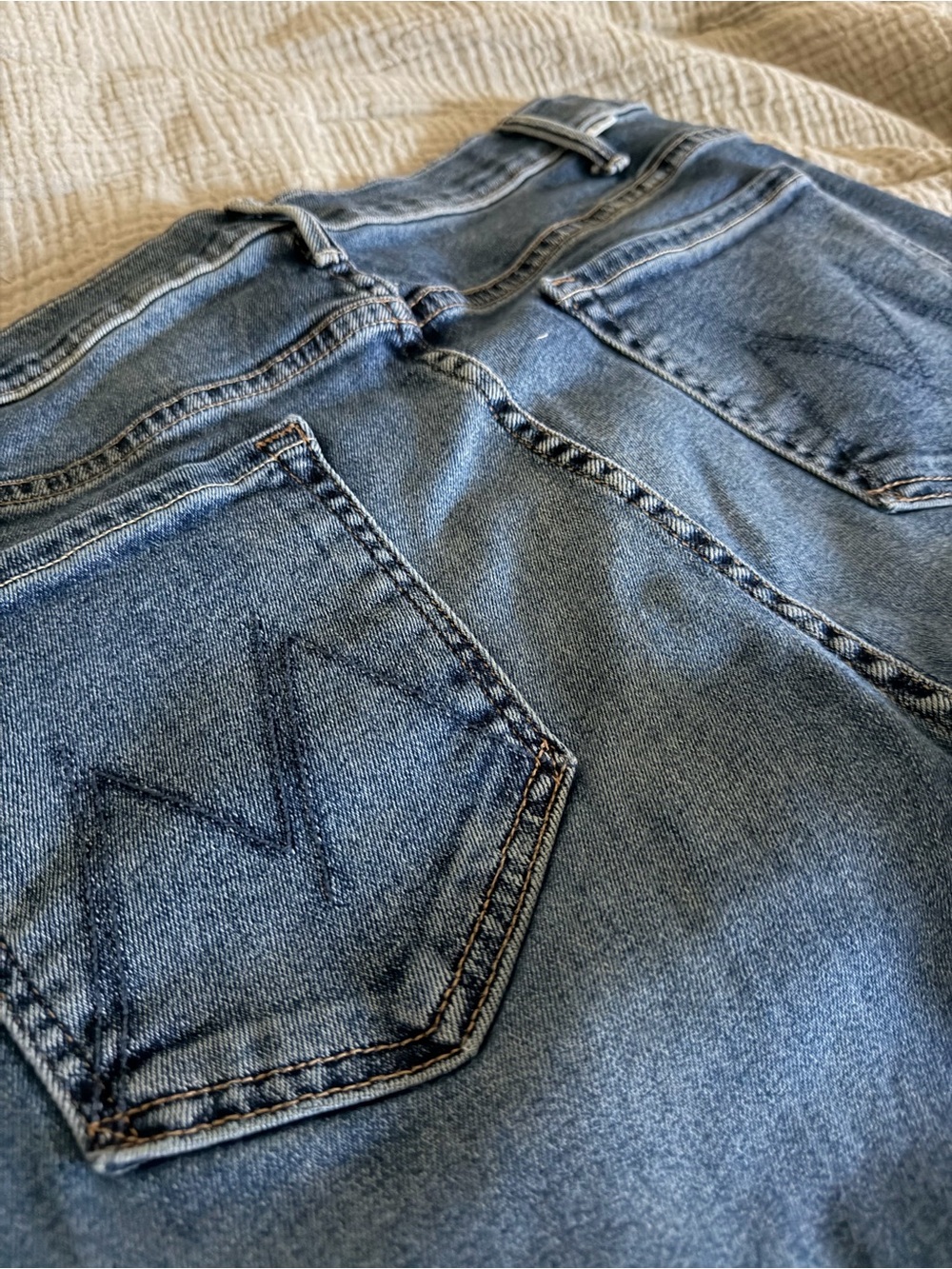 MOTHER The Hustler Roller Heel Jeans Wide Leg Tall Size 32 - Picture 4 of 8